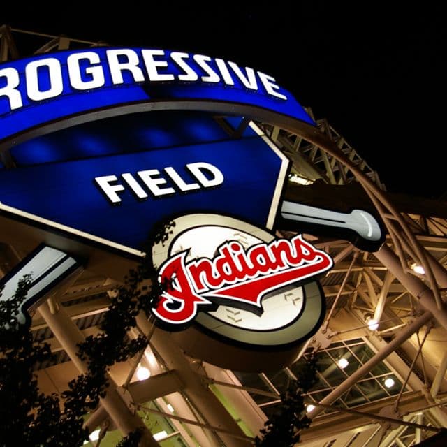 Cleveland Indians Kicks Off Opening Game With DJ Steph Floss
